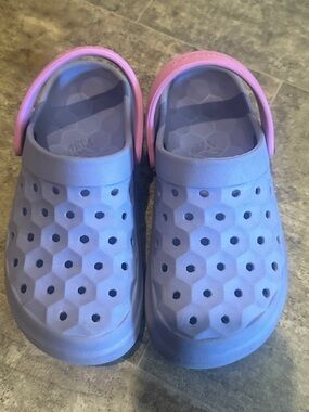 Kids Lightweight Purple Foam Clogs with Pink Heel Strap